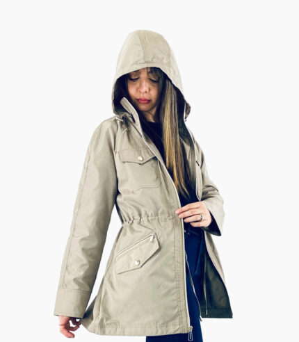 Chubasquero con capucha ajustable beige - Michael Kors